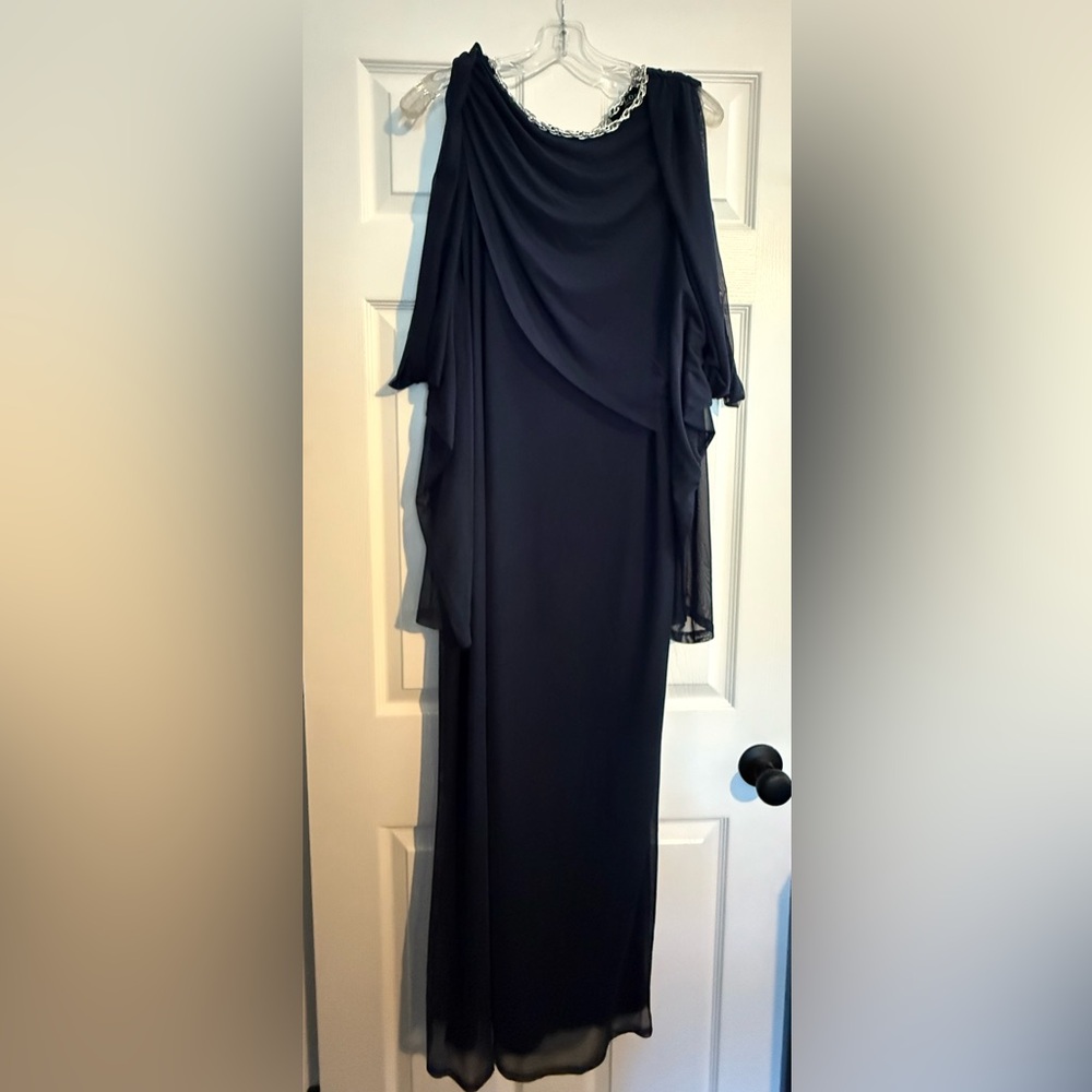 Elegant Black Evening Dress